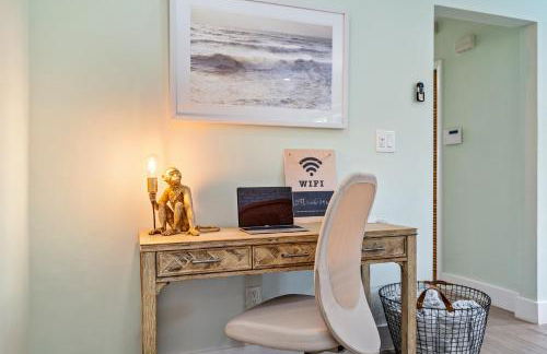 Spacious 4BR/3BA pool home, stylishly decorated - Foto 27