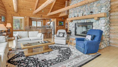 On-Site Trails and Private Beach! Lake Huron Retreat - Foto 4