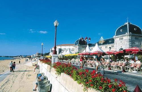 Maison familiale 4 chambres, proche commerces et plage - Foto 18