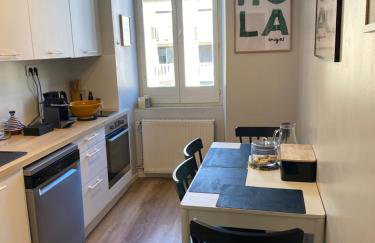 MAISON GERMÈS - CENTRAL & STANDING - Appartements traversants - Lits 180 King Size - Linge de lit et de toilette inclus - Parking privé - Espace Télétravail - Foto 40