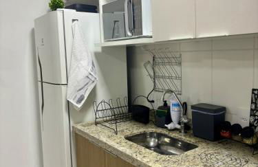 Studio Home Office Completo Cama Queen e Ar Condicionado Vista Panorâmica - Foto 61