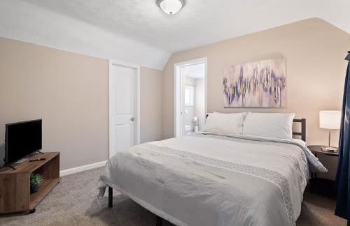 Large Remodeled 4 Bedroom Only 7 Minutes to Downtown - Foto 23