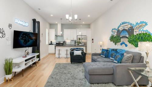 Queen City's Den Uptown - Foto 1