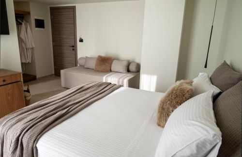 Rhotheon Suites in Ialysos Rhodes - private pool in selected rooms - Foto 72