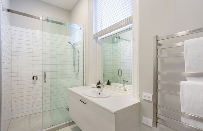 Character on Stuart St - Foto 10