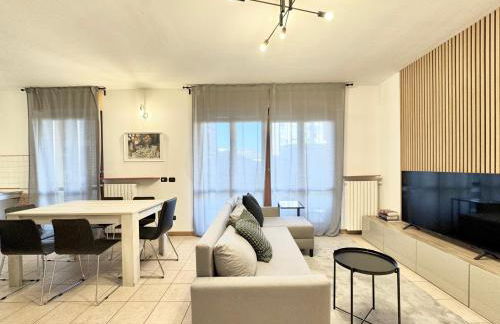 Spacious 2-Bedroom Apartment with Large Terrace - Foto 2