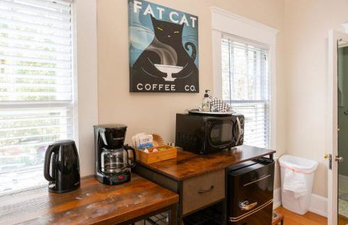 Sunny efficiency in historic home - Foto 31