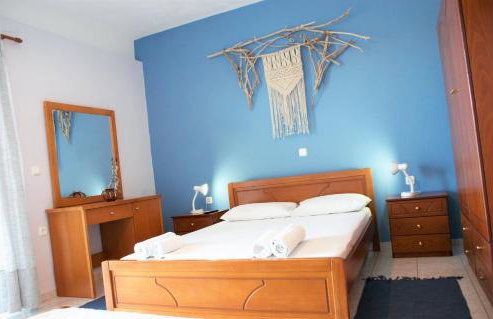 Elena's Family Apartments - Photo 7