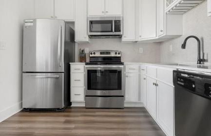 Landing Modern 2BD Gym Rooftop Lounge - Foto 4