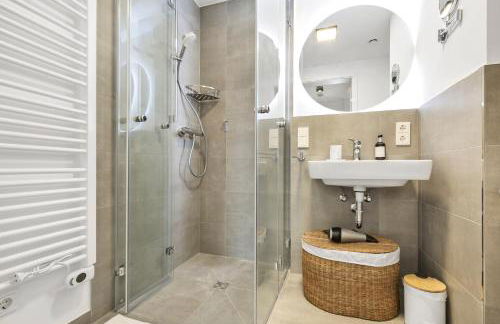 cruwzo I Regensburg Towers - Design Apartments - Foto 3