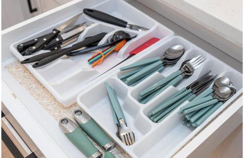 5BR3BA Minutes from the Action with Skyline Views - Foto 13