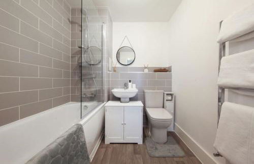 Stylish Well-Furnished Haven. - Foto 12