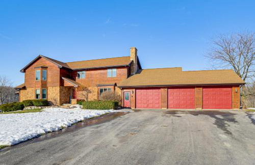 7,000 Sq Ft! Private Rapid City Estate with Pool - Foto 45