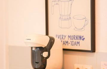 AHOI HOMES - Stilvoller Altbau im Herzen Kiels - Foto 27