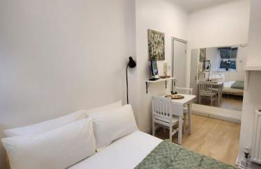 St 6 - 2 min Walk from Tube Cozy Studio Apartment - Foto 1