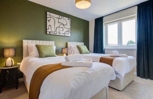 Marriott House sleeps 5 in Bourne with parking - Foto 4