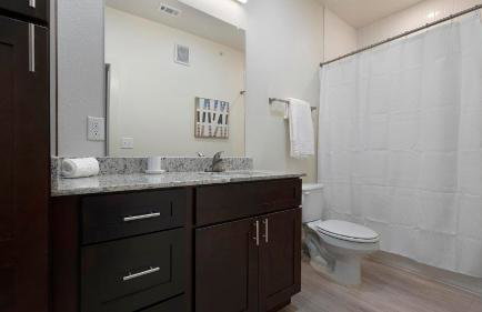 Landing Stylish 1BD Clubhouse Gym - Foto 12