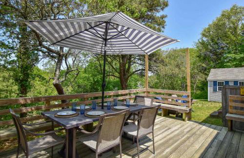 Beautiful Home Close to Ponds and Beach - Photo 3