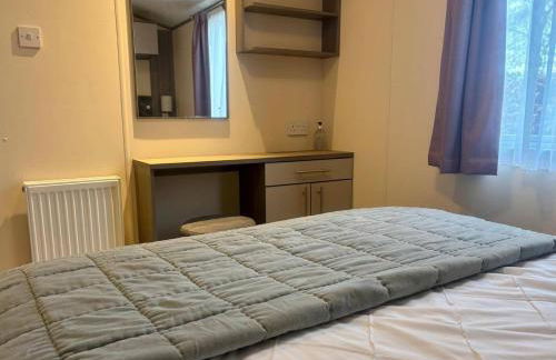 Caravan in Holcot - Sleeps 6 - Pet Friendly - Foto 12