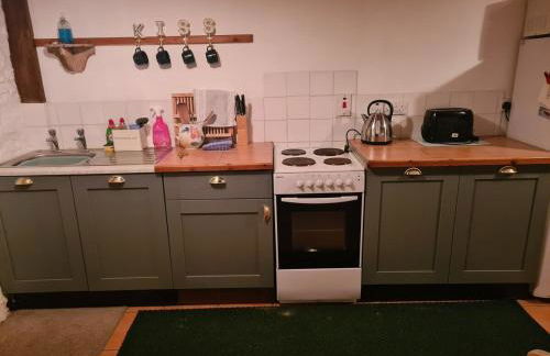 Cosy couples bolthole heart of Brecon Beacons - Photo 38