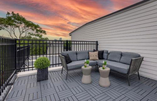 Skyline Luxury - Rooftop Deck- King Suites-Garage - Foto 44