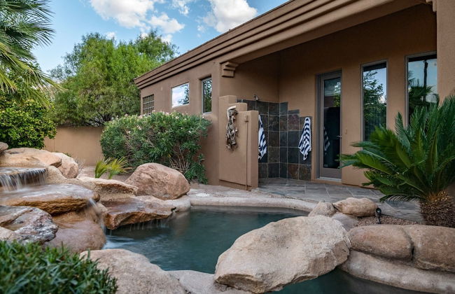 Preston by Avantstay 6BR Desert Oasis w/ Basketball Court, Pool & Hot Tub - Foto 22