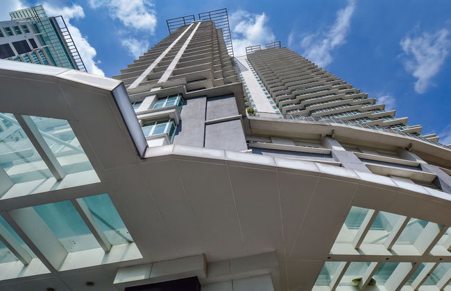 OYO Home 527 Lavish 2BR Dua Sentral - Foto 13