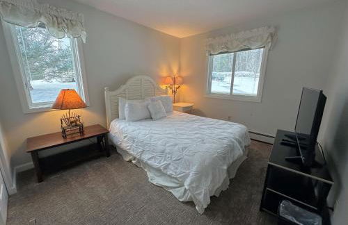 F14 Bretton Woods Condo along golf course short walk from Omni Mount Washington Hotel - Foto 17
