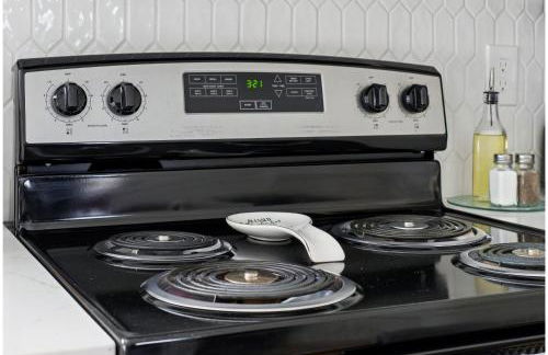 Peaceful Stays with Easy Access to Downtown - Foto 14