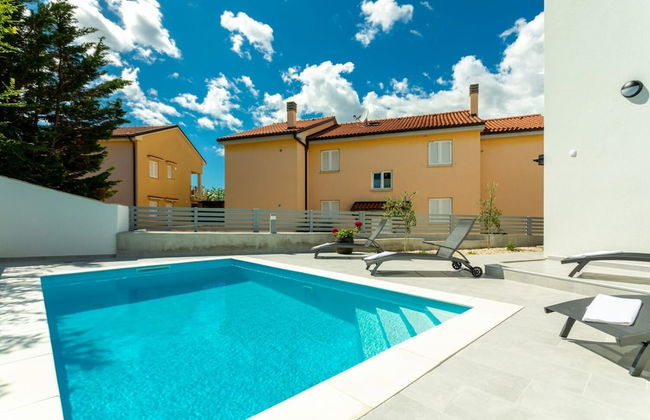 Krk - With Private Pool - H - Photo 18