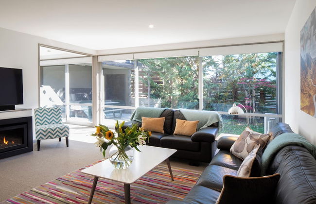 22 Hallenstein Apartments by Staysouth - Photo 36