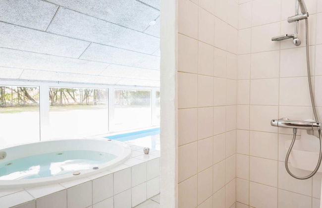 8 Person Holiday Home in Norre Nebel - Photo 8