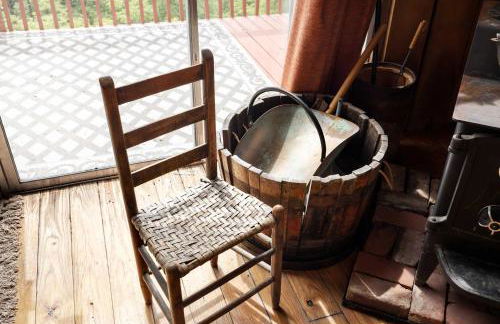 Stunning Mountain Views w Deck & Grill on 5 Acres! - Foto 15