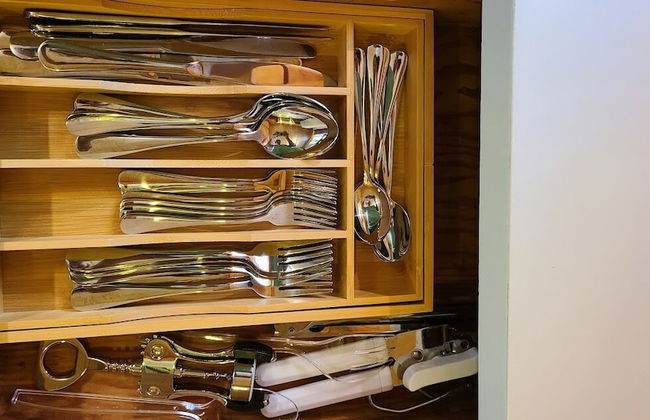 Back in Time 1940s Lake View House - Photo 6