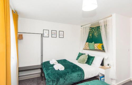 Workers Families Pet Friendly 7Bed 2Bath and WC Free Parking Garden 14PPL - Photo 24