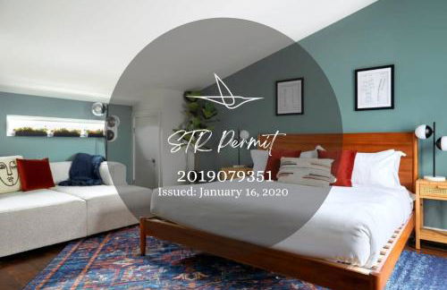 Hillsboro Village Rooftop Retreat with City Views, Sleep 12 with Gourmet Kitchen, Smart TVs & Garage, Walk to Vanderbilt, Pancake Pantry and Boutique Shopping, Minutes to Broadway, 12 South and The Parthenon, Perfect for Groups, 24Hr Hospitality - Foto 25