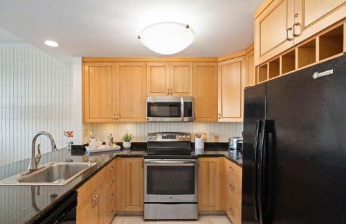 Lahaina Shores PH5 · LS PH5 Penthouse! Enjoy Stunning Ocean Vie - Foto 25