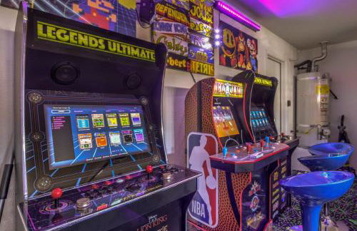 Family Fun for Everyone in Las Vegas- 4 Bedrooms, Billiards, Game Room - Foto 7