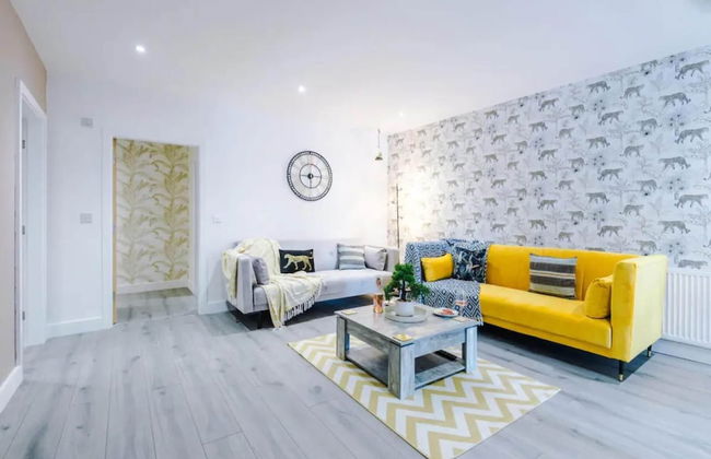 Old Trafford Two-bedroom Stay by Belvilla - Photo 11