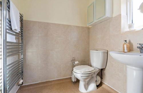 3 bedroom Bungalow for Contractors,Workers,Relocation,Insurance,Family, Free Parking - Foto 10