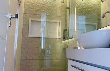 Cobertura Estilosa com Vista Linda e Privacidade - Foto 43