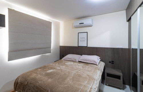 Apto a 10 min da Vila Germânica, dois quartos, salas de estar e jantar, cozinha completa, sacada com churrasqueira, Wi-Fi, Piscina, academia, mercadinho 24 horas e Vaga de garagem - Foto 8