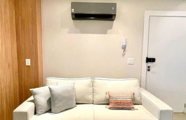 Um Luxo de Vista, Lindo Closet e Móveis Assinados - Foto 12