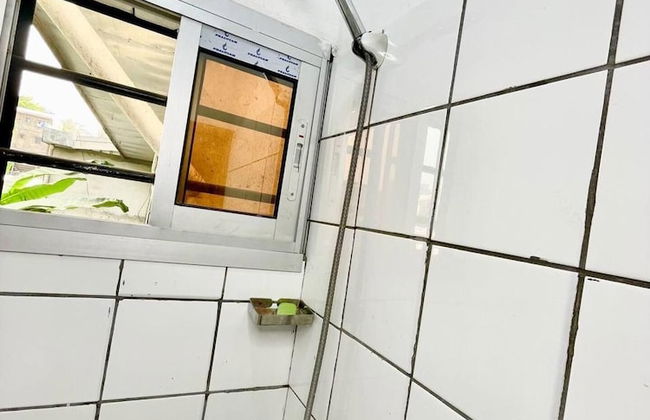 1 Bed Studio Sleeps 2 - Canal View, Parking, Wifi - Foto 10