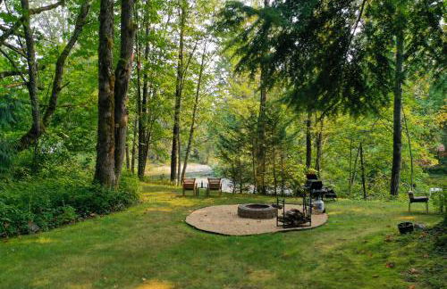 Riverside Bliss Cozy Beds, Fireplace and Gbit WiFi - Foto 29