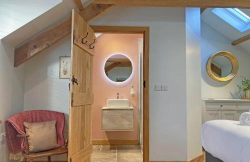 Aeron Villa - Photo 13