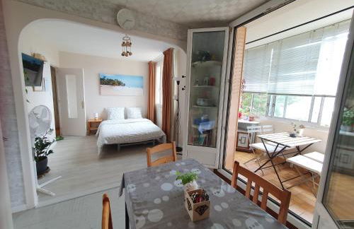 Médipôle T2 avec un garage gratuit sur place, 16min à centre ville Lyon en métro A - Foto 14