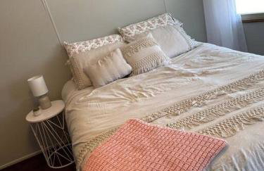 2-Bedroom Quincy Apt. with private parking & Wifi - Foto 18