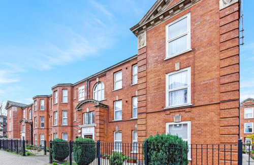 Near Canada Water, 2 Beds, Families, Overground - Foto 8