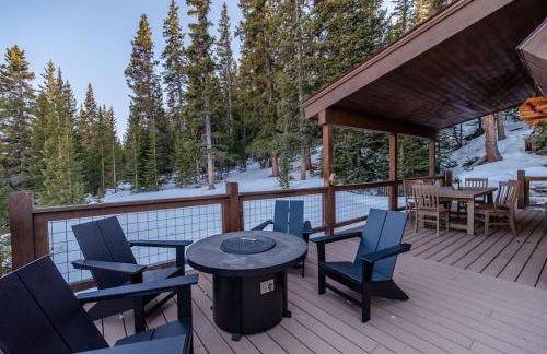 Cozy Cabin Perched on the Mountainside - Alpine Haus - Foto 8